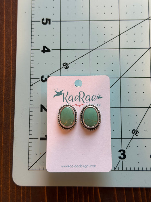 Kingman Turquoise Oval Stud Earring